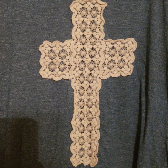 Juniors tshirt - Picture 3 of 3